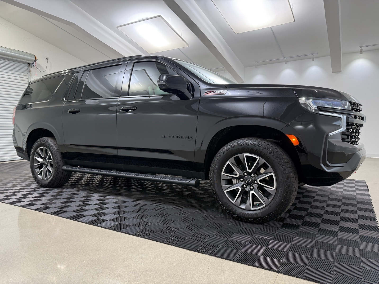 2024 Chevrolet Suburban Z71's photo