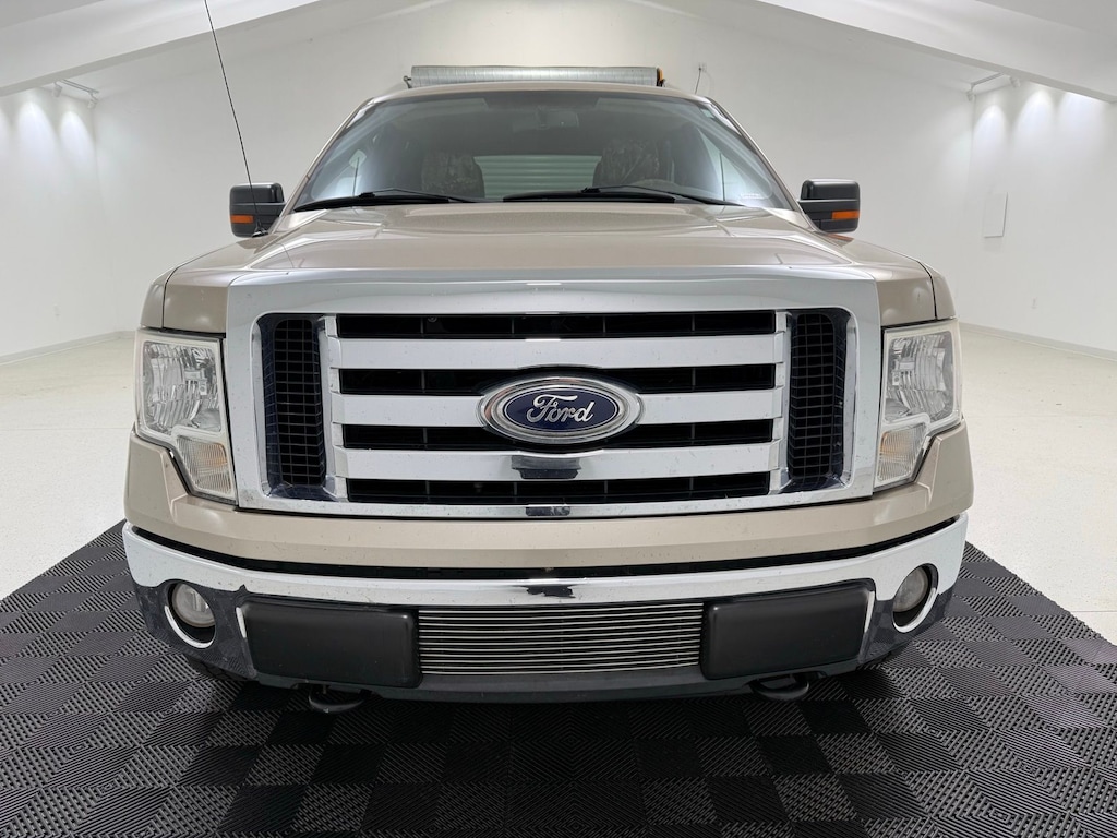 Used 2010 Ford F-150 Lariat Truck