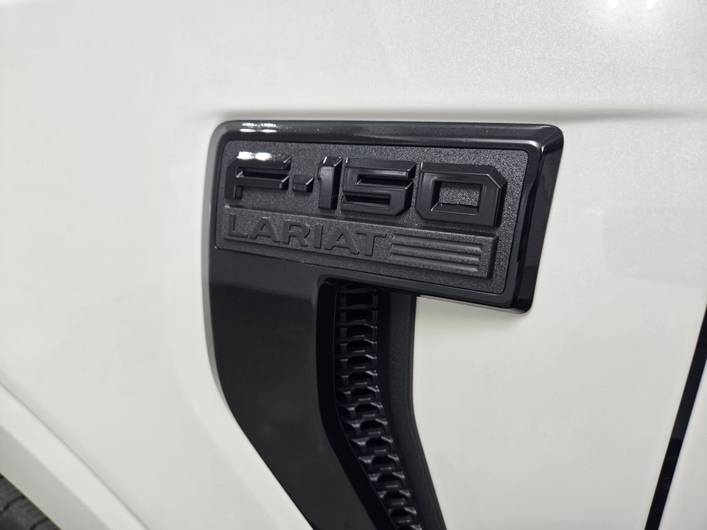 2025 Ford F-150 Lariat - Photo 11