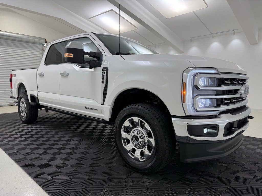 New 2026 Ford F-350SD Lariat Truck
