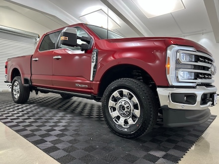 2025 Ford F-250SD Lariat Truck
