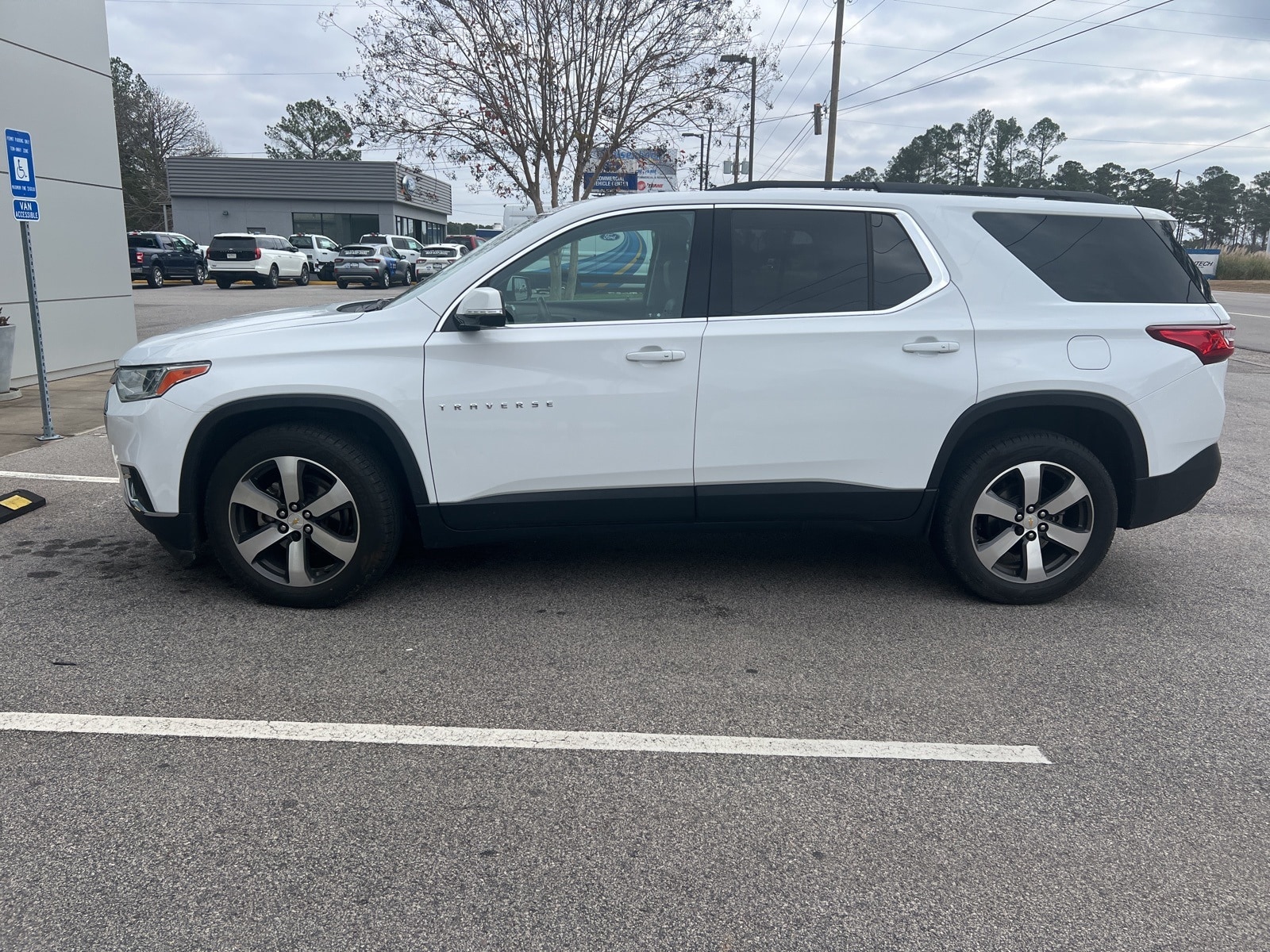 2020 Chevrolet Traverse 3LT's photo