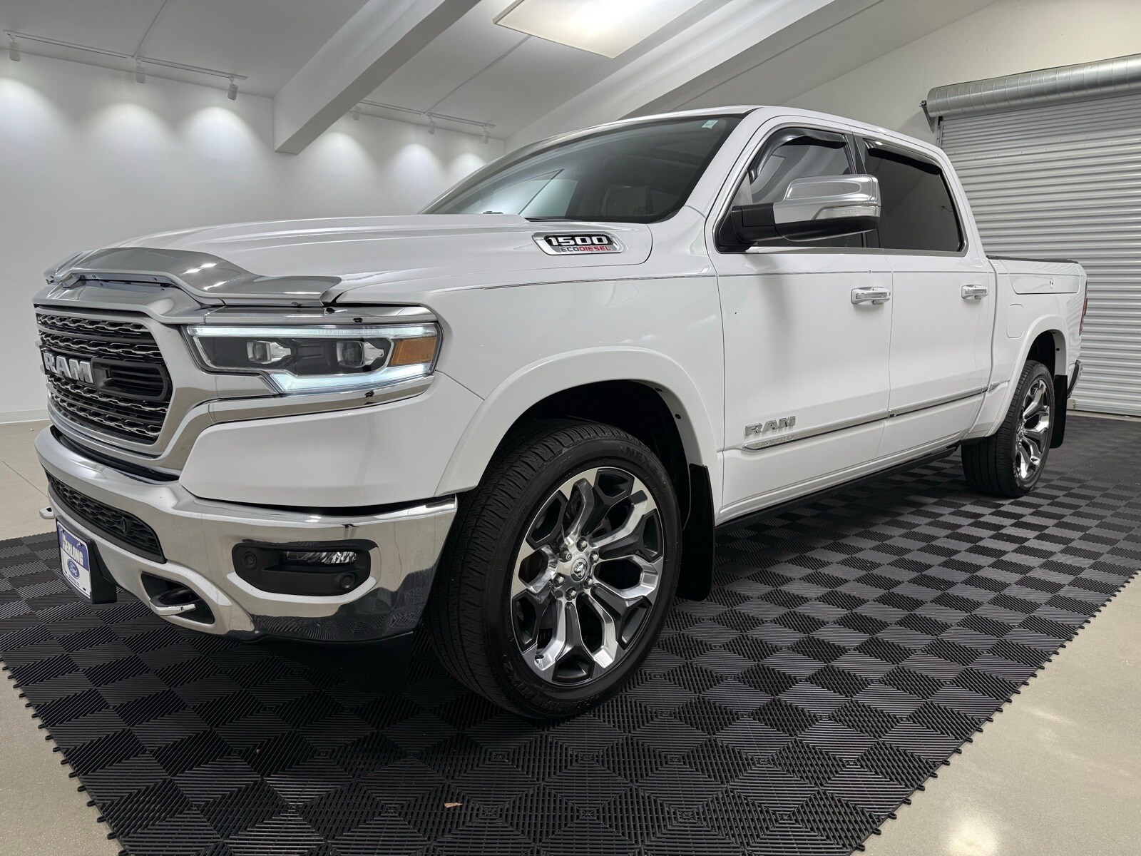 2021 Ram 1500 Limited photo 3