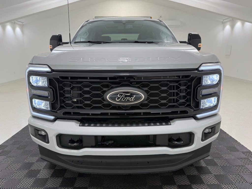 New 2026 Ford F-250SD Lariat Truck