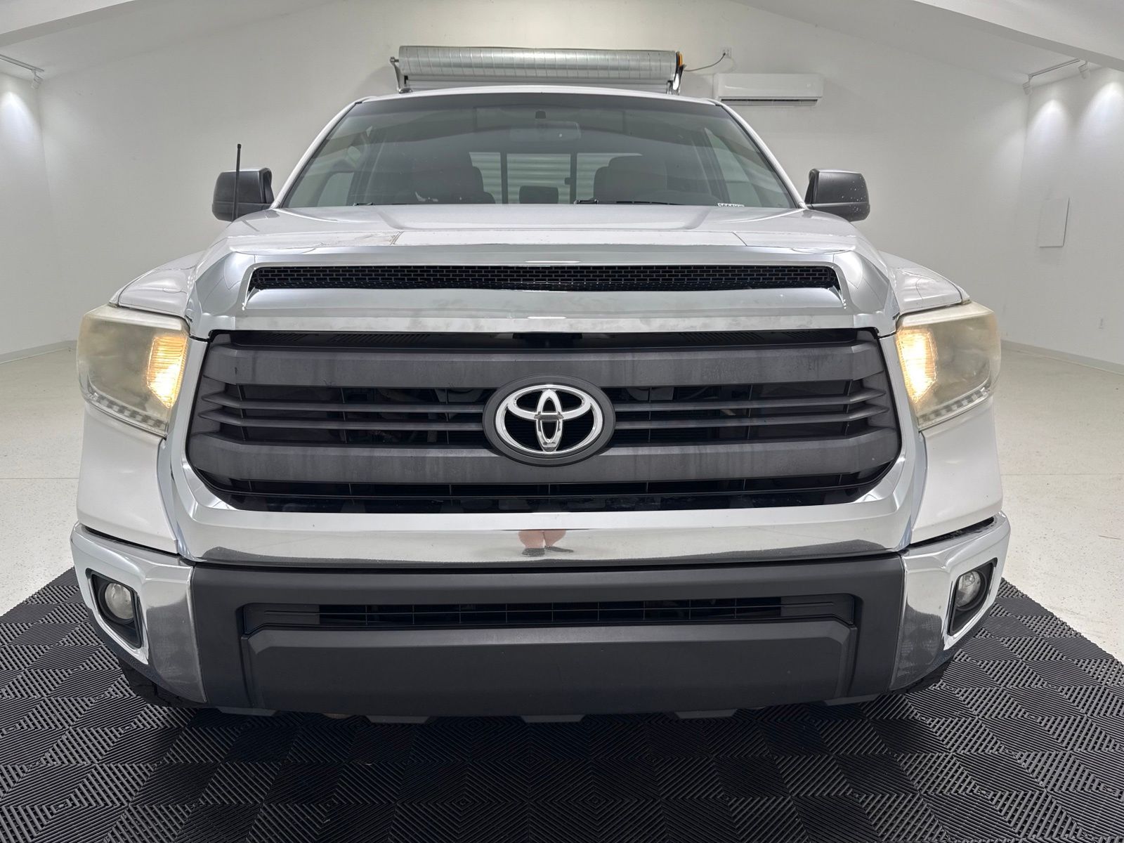 Used 2015 Toyota Tundra SR5 with VIN 5TFUW5F11FX417429 for sale in Edgefield, SC