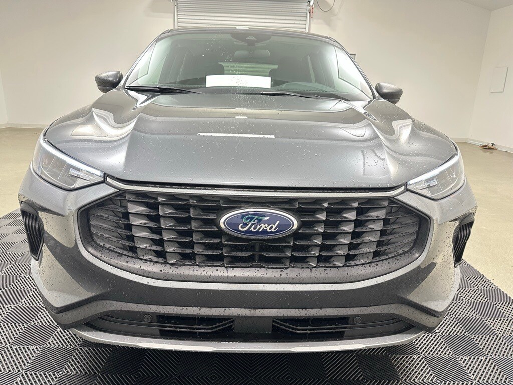 2025 Ford Escape Active photo 2