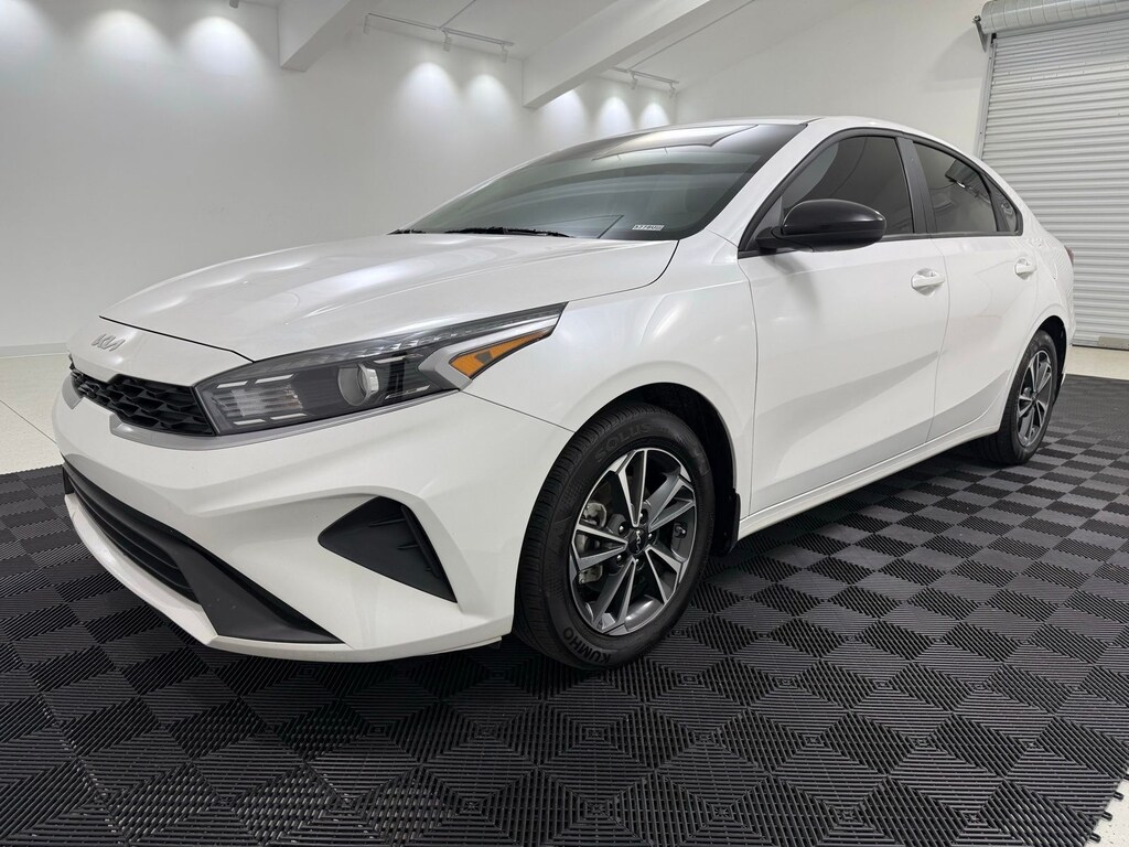 Used 2024 Kia Forte LXS Sedan