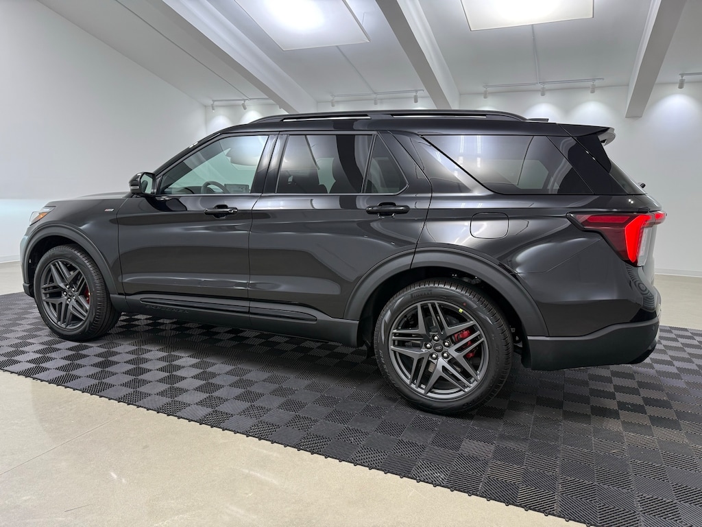 New 2025 Ford Explorer ST-Line SUV
