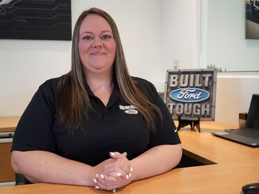 Staff member Elizabeth Wiseman from ID_ae159e