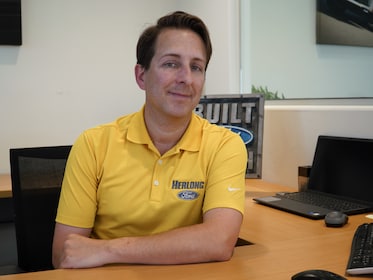 Staff member Richard White from ID_4fadb4