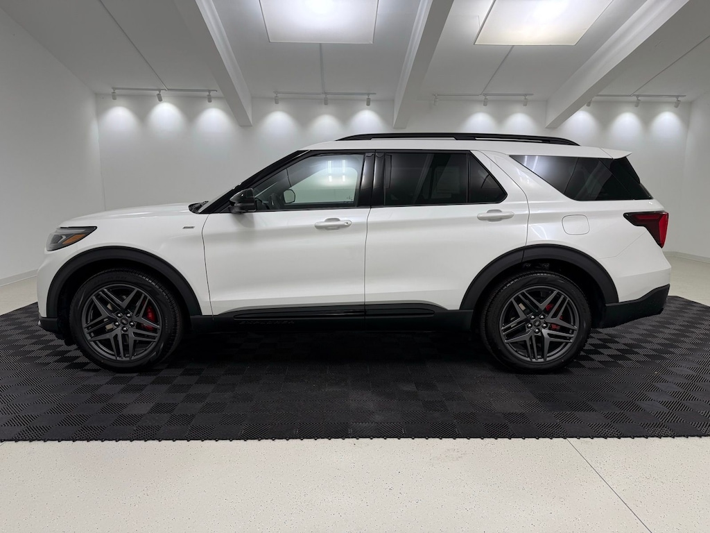 New 2026 Ford Explorer ST-Line SUV