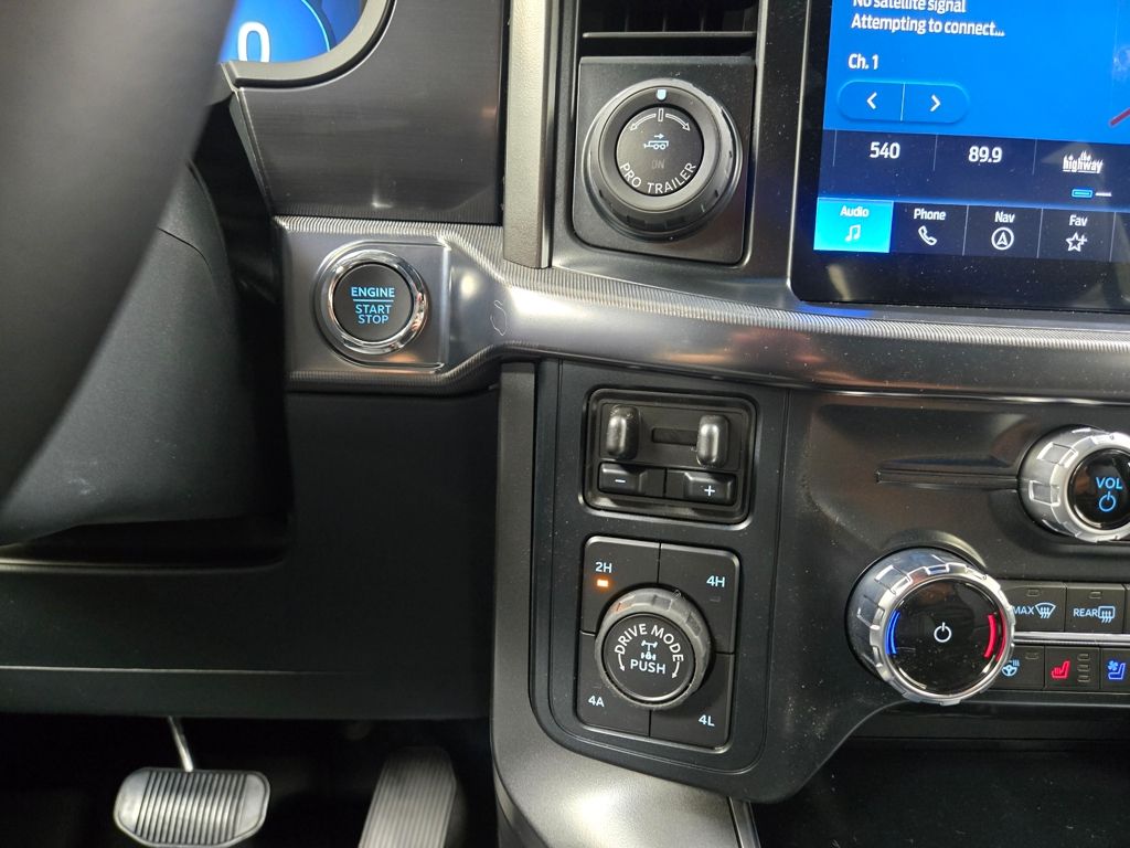 2025 Ford F-150 Lariat - Photo 25