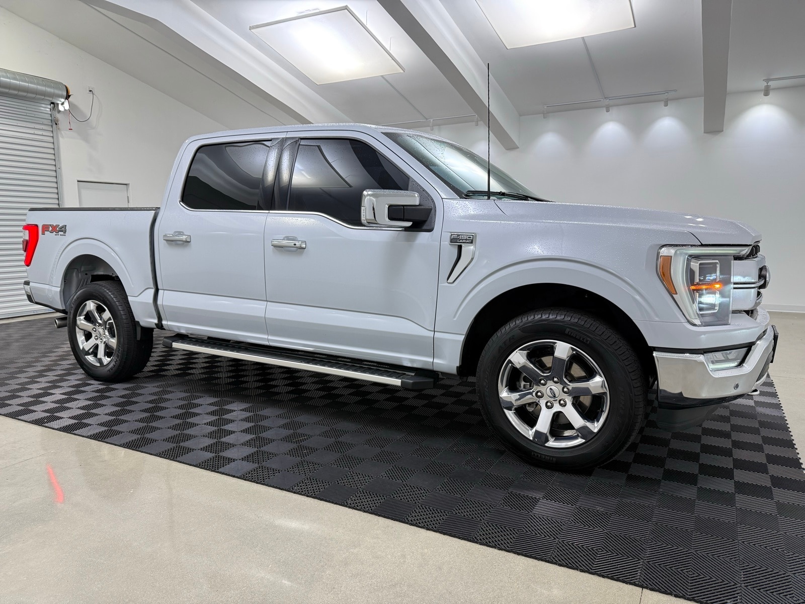 2022 Ford F-150 Lariat's photo