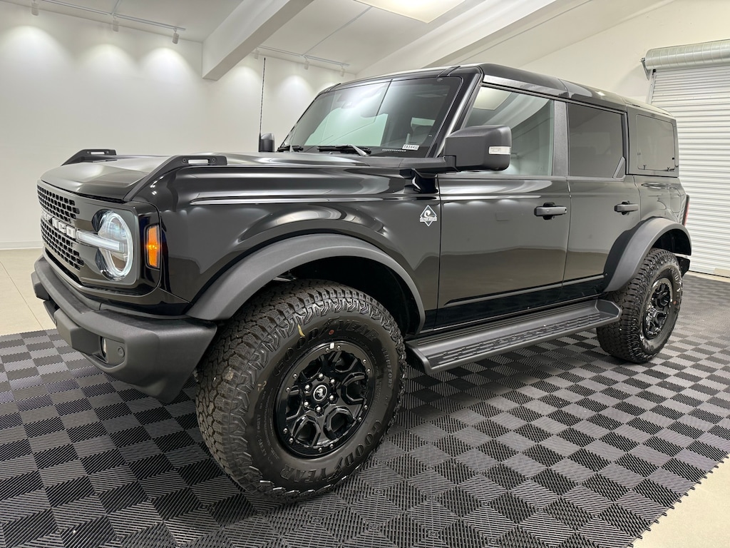 New 2025 Ford Bronco Outer Banks SUV