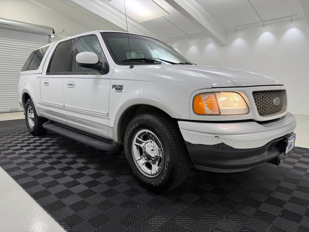 Used 2003 Ford F-150 Lariat Truck