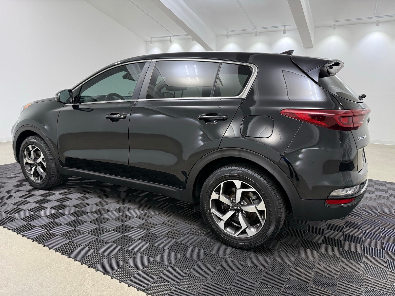 2020 Kia Sportage LX photo 4