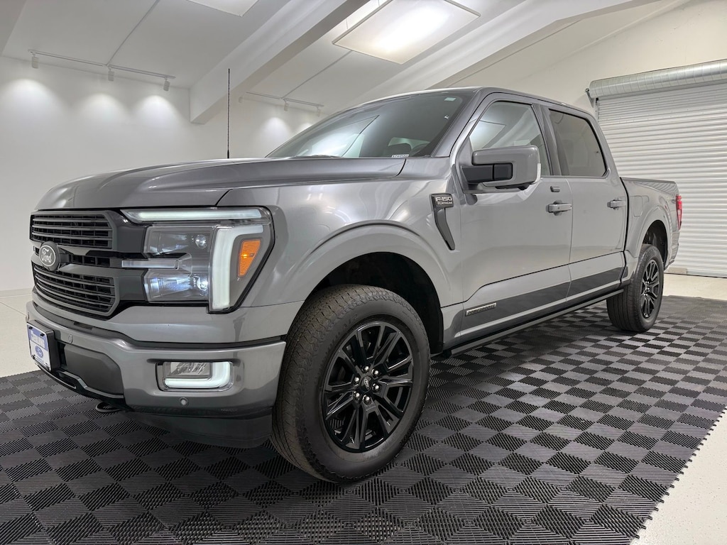 Used 2025 Ford F-150 Platinum Truck
