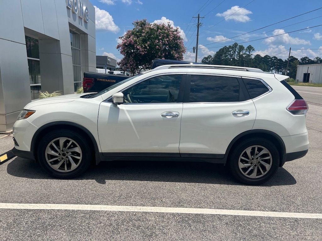 Used 2015 Nissan Rogue SL SUV
