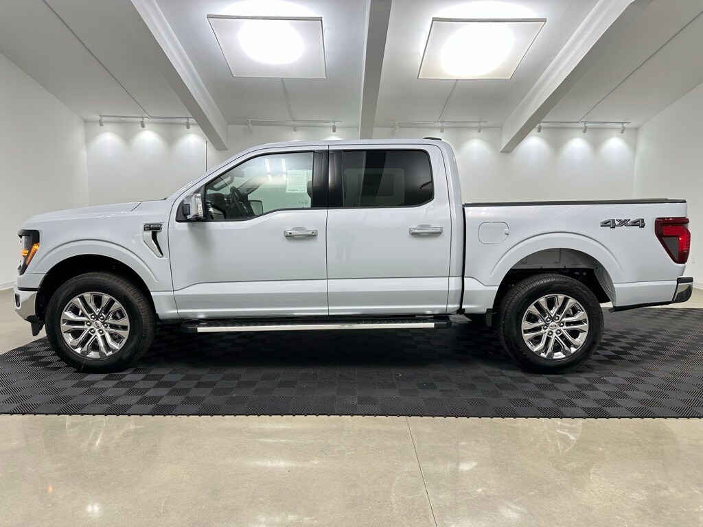 2025 Ford F-150 XLT photo 4