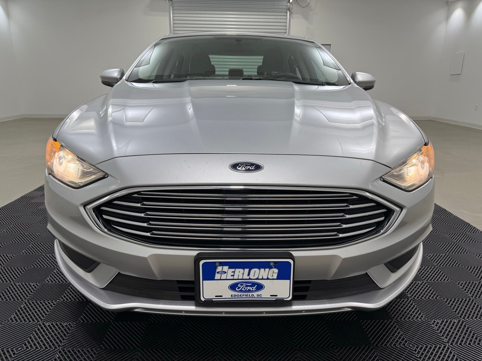 2018 Ford Fusion Hybrid S photo 2