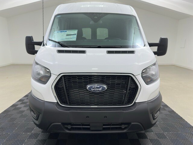 2024 Ford Transit photo 2