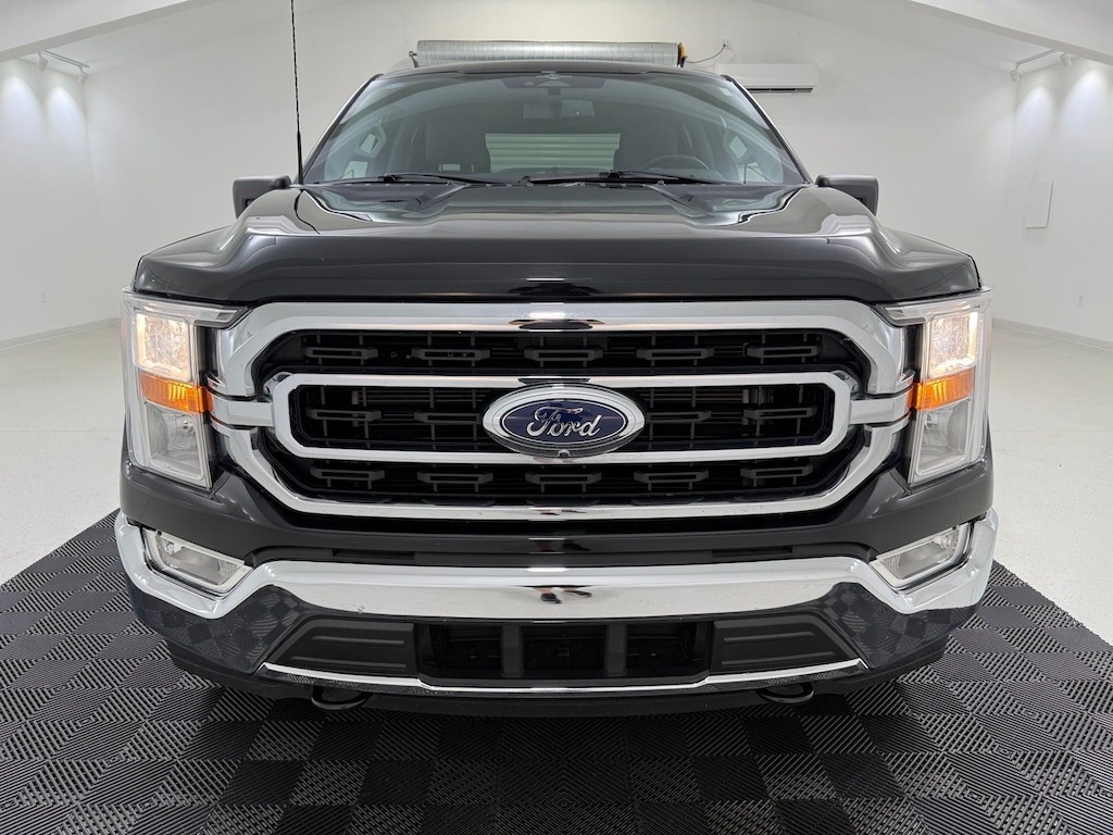 Used 2023 Ford F-150 XLT Truck