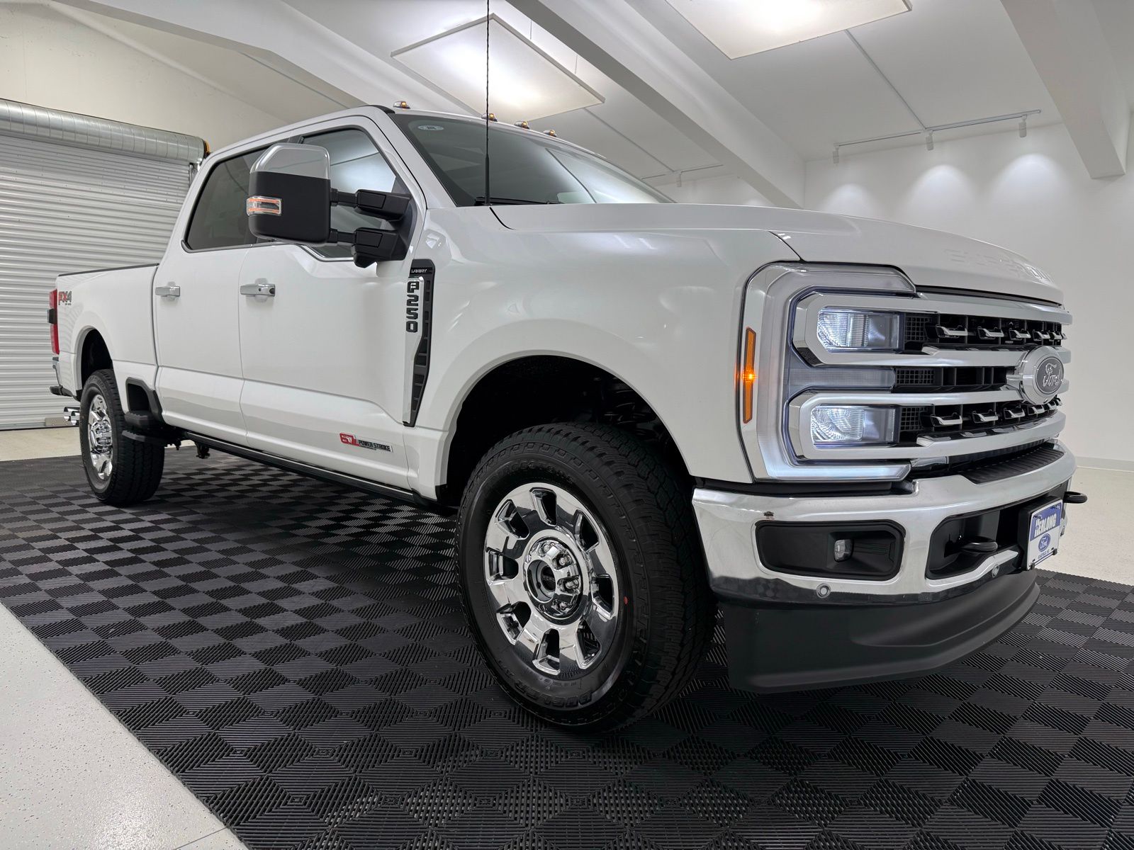 2026 Ford F-250 Lariat 4x4 Crew Cab 6-3/4' Box's photo