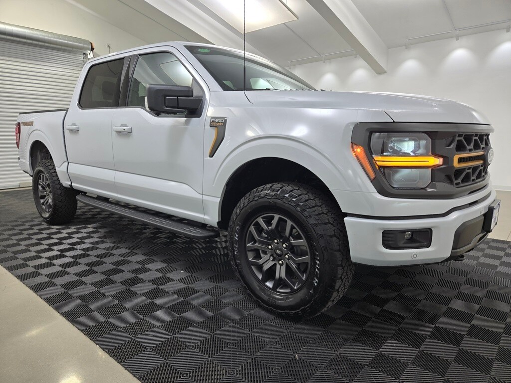 2025 Ford F-150 Tremor photo 2