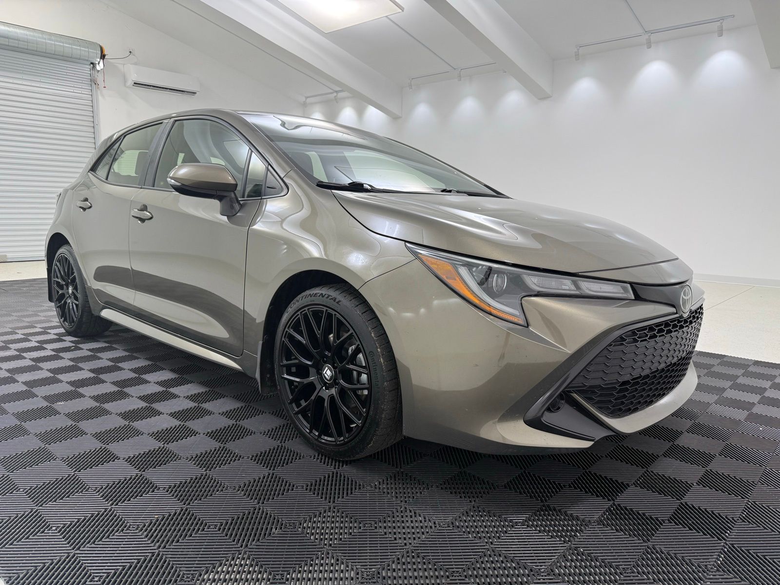 2020 Toyota Corolla SE AT's photo