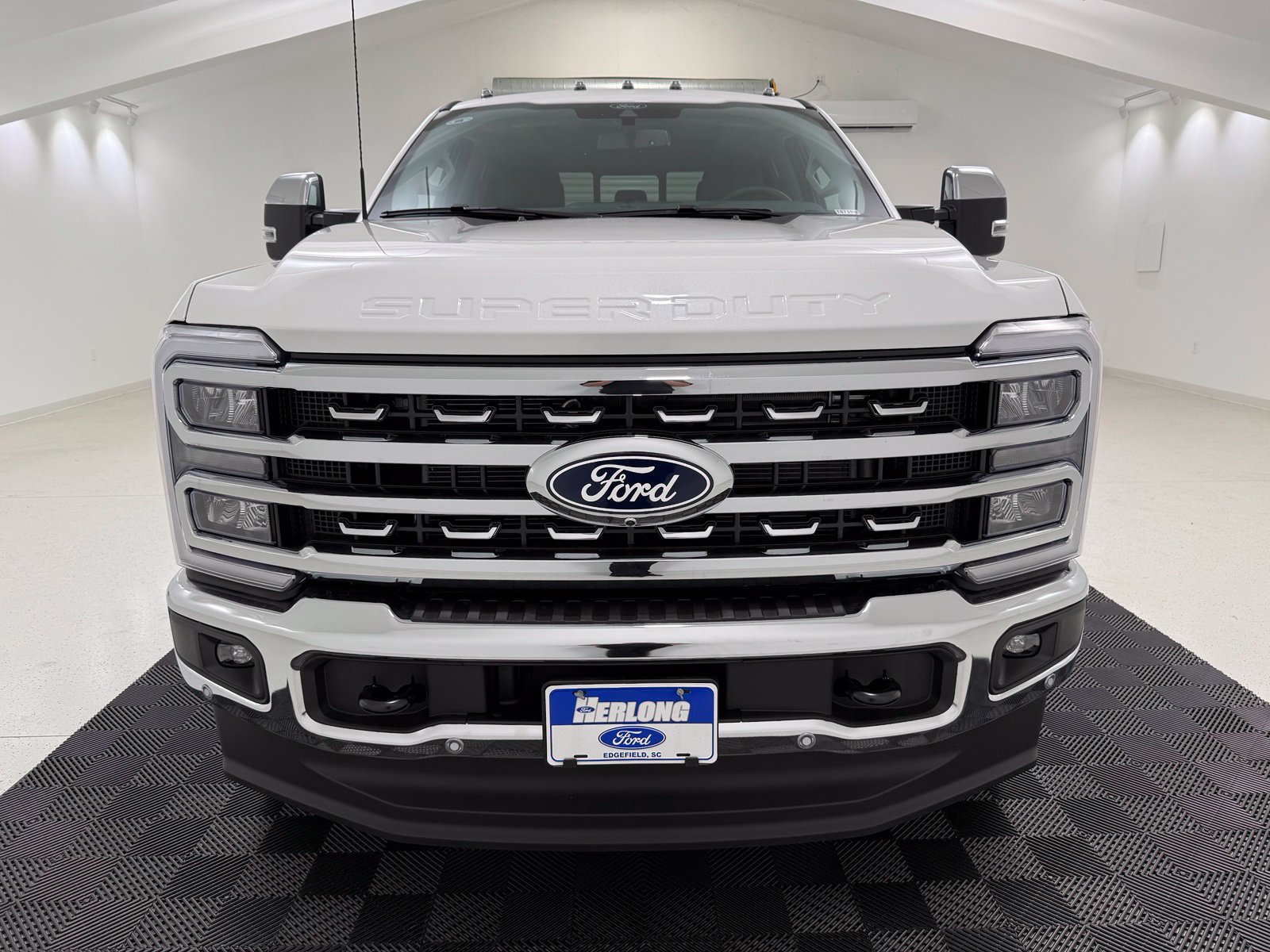 New 2027 Ford F-250SD Lariat Truck