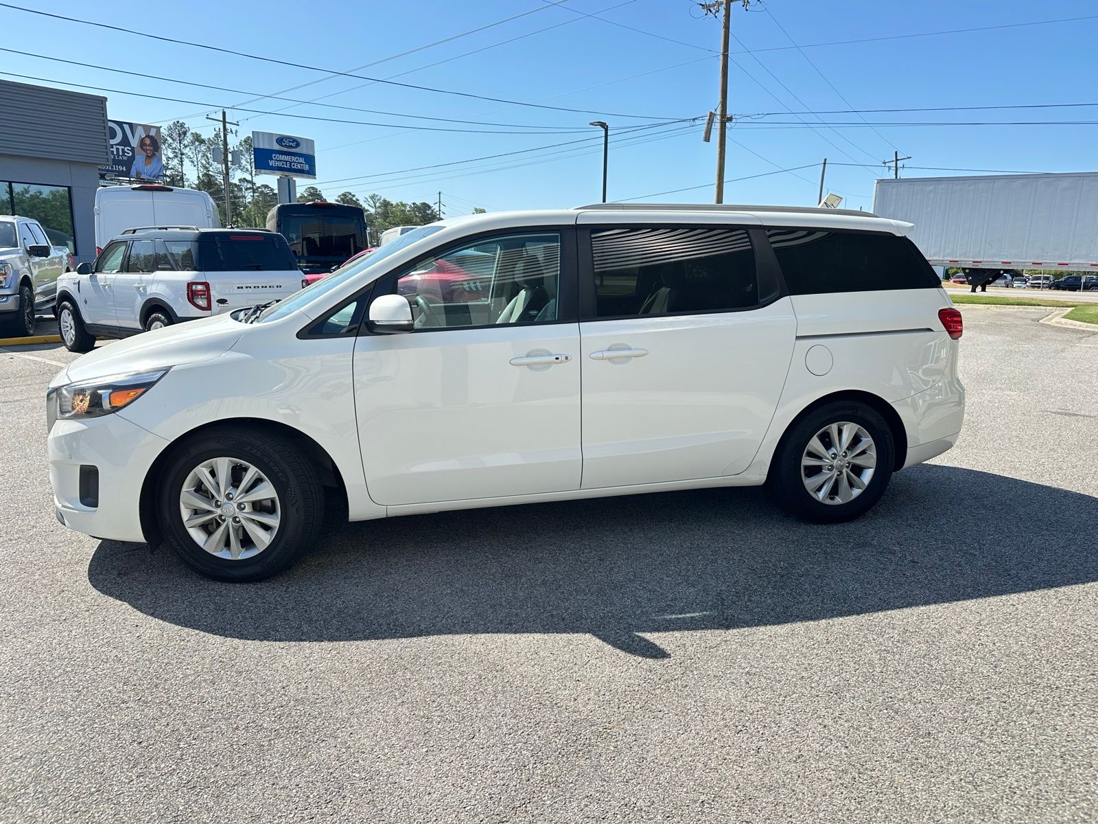 2017 Kia Sedona LX