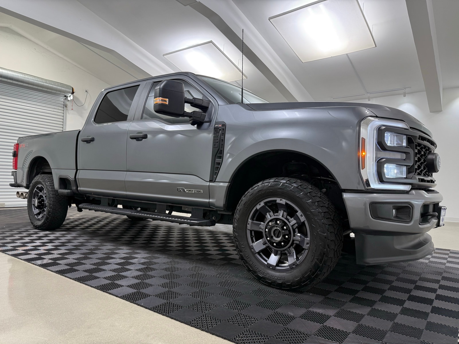 2024 Ford F-250 Super Duty XL's photo