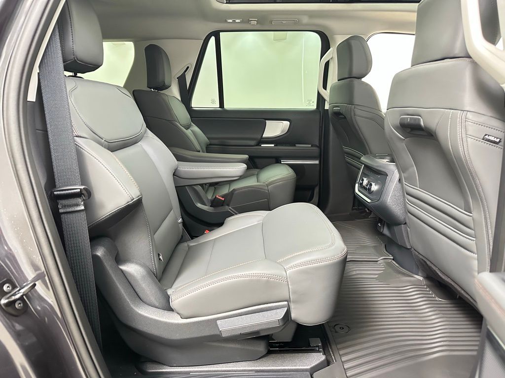 2025 Ford Expedition MAX Active - Photo 21