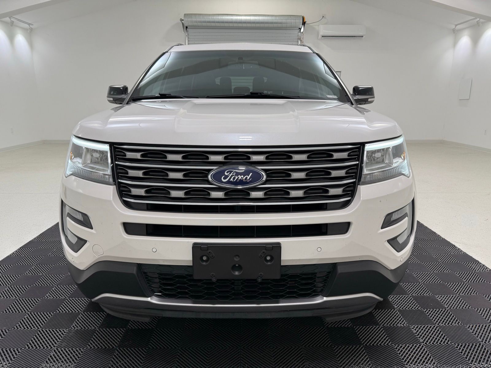 Used 2017 Ford Explorer XLT with VIN 1FM5K8DH6HGA14403 for sale in Edgefield, SC