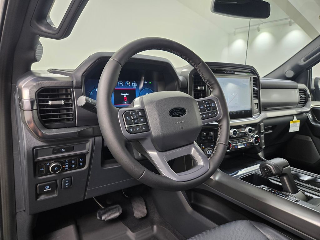 2025 Ford F-150 Lariat - Photo 15