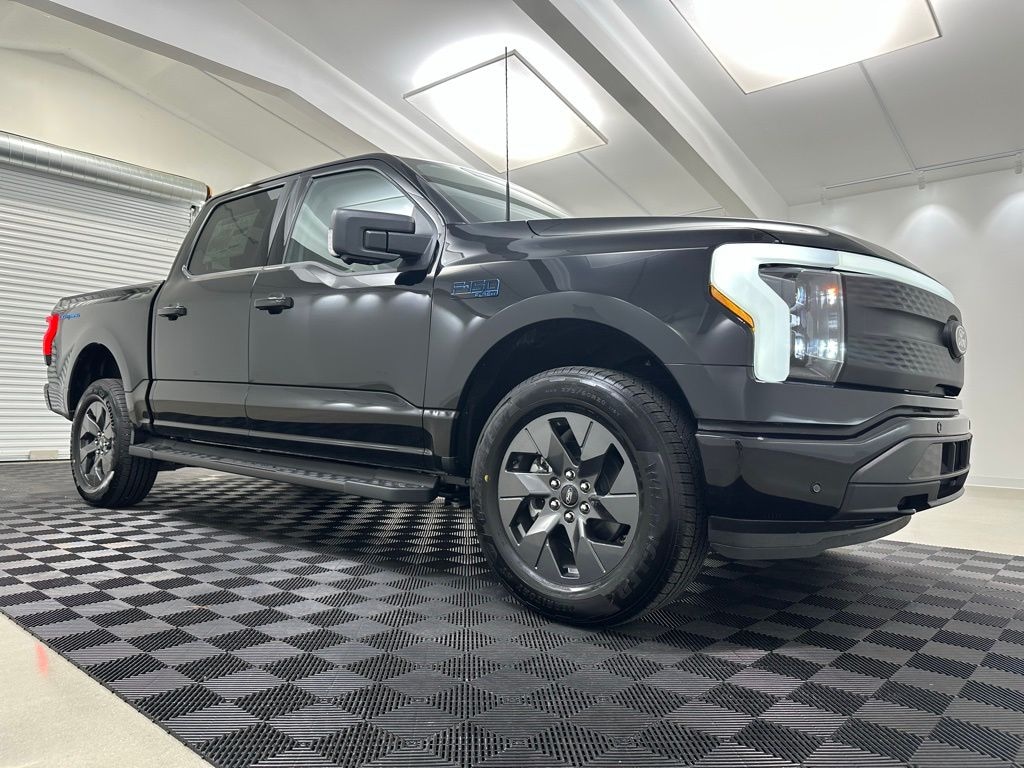 New 2025 Ford F-150 Lightning Flash Truck SuperCrew Cab