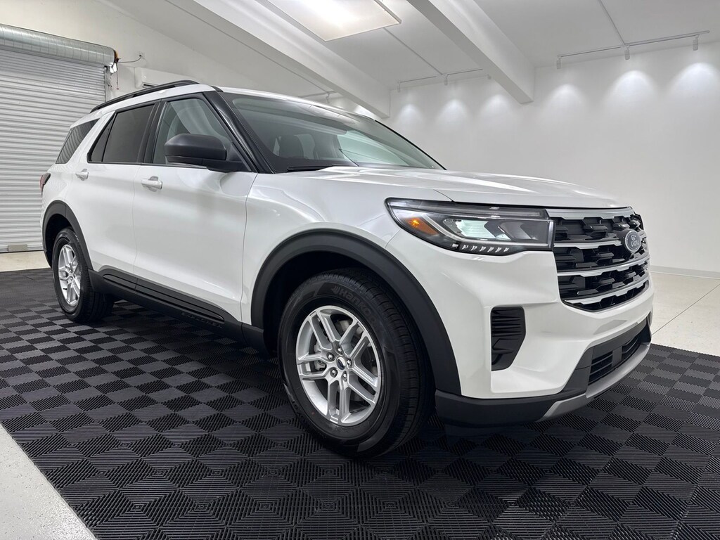 New 2026 Ford Explorer Active SUV