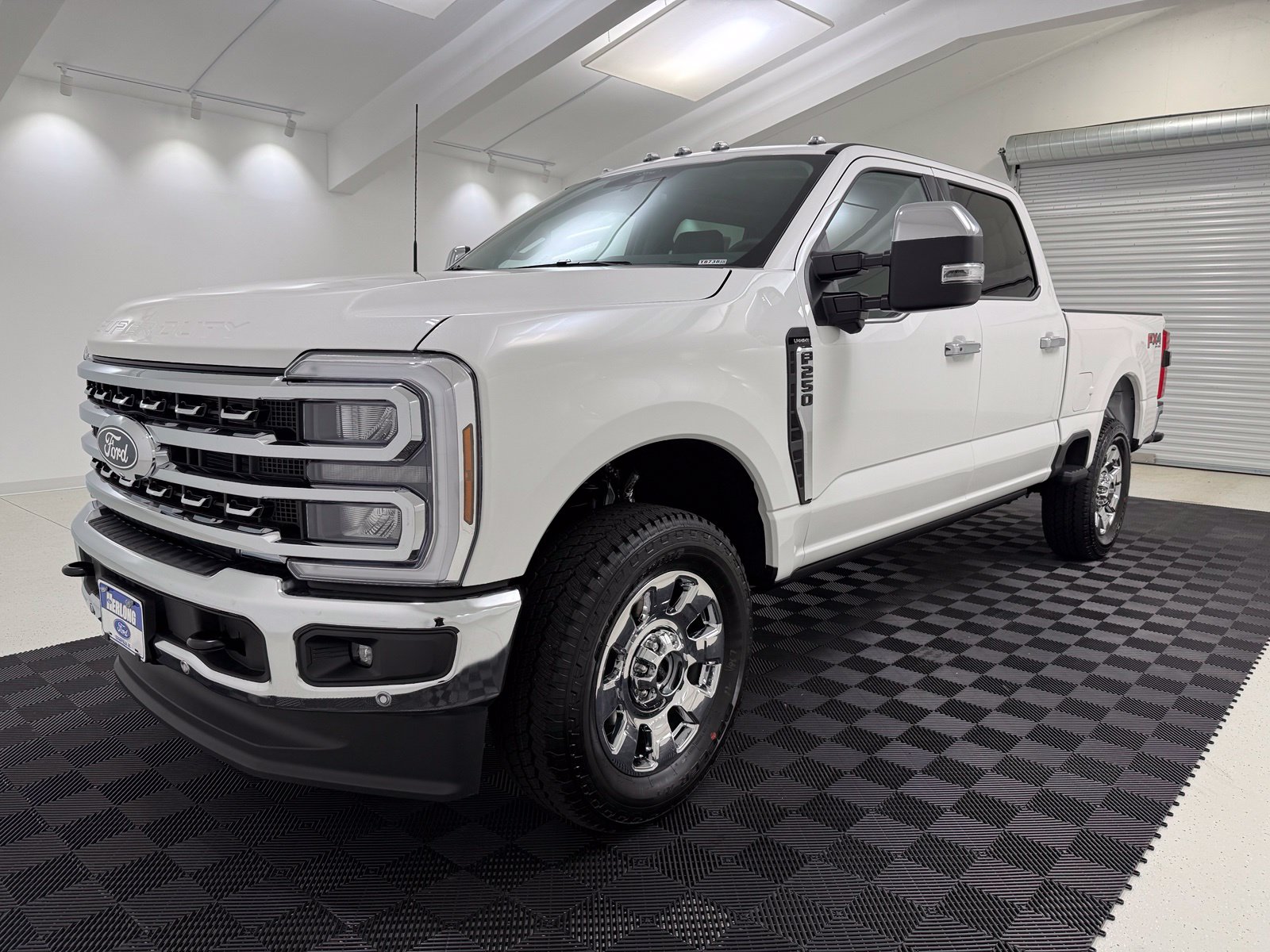 New 2027 Ford F-250SD Lariat Truck