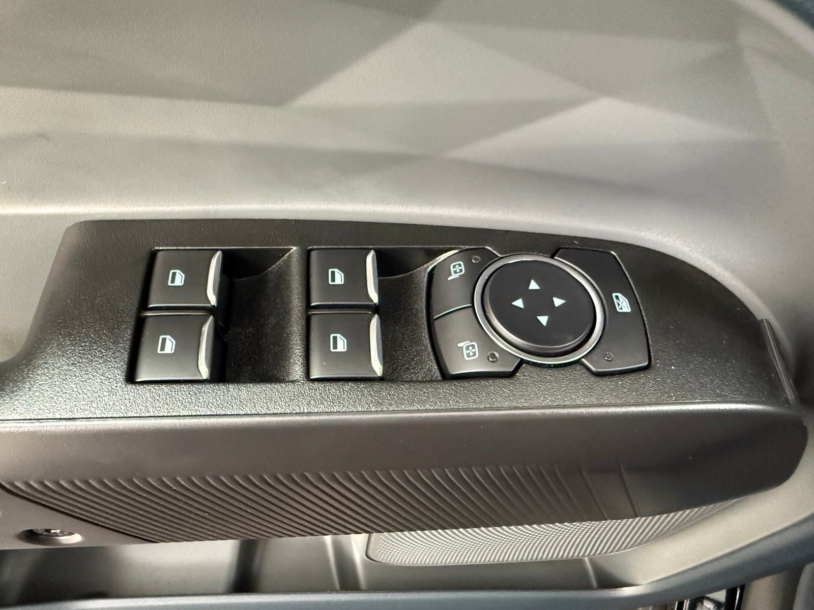 2025 Ford Maverick XLT - Photo 14