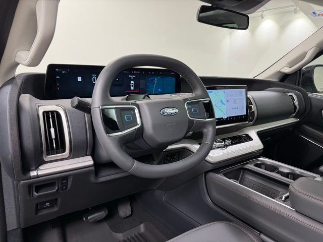 2025 Ford Expedition MAX Active - Photo 14
