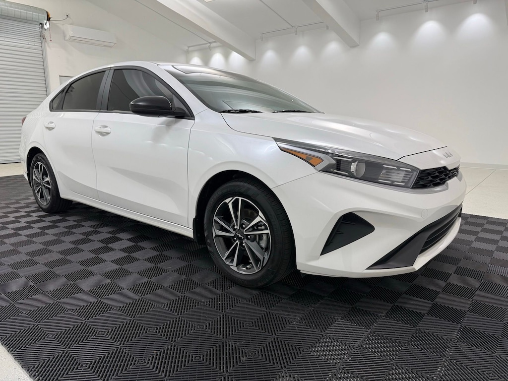 Used 2024 Kia Forte LXS Sedan