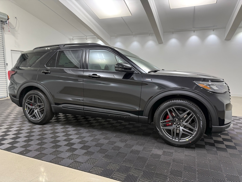 New 2025 Ford Explorer ST-Line SUV