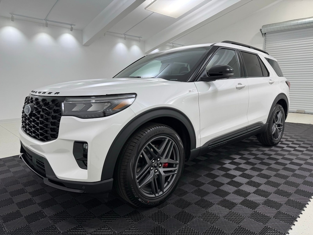 New 2026 Ford Explorer ST-Line SUV