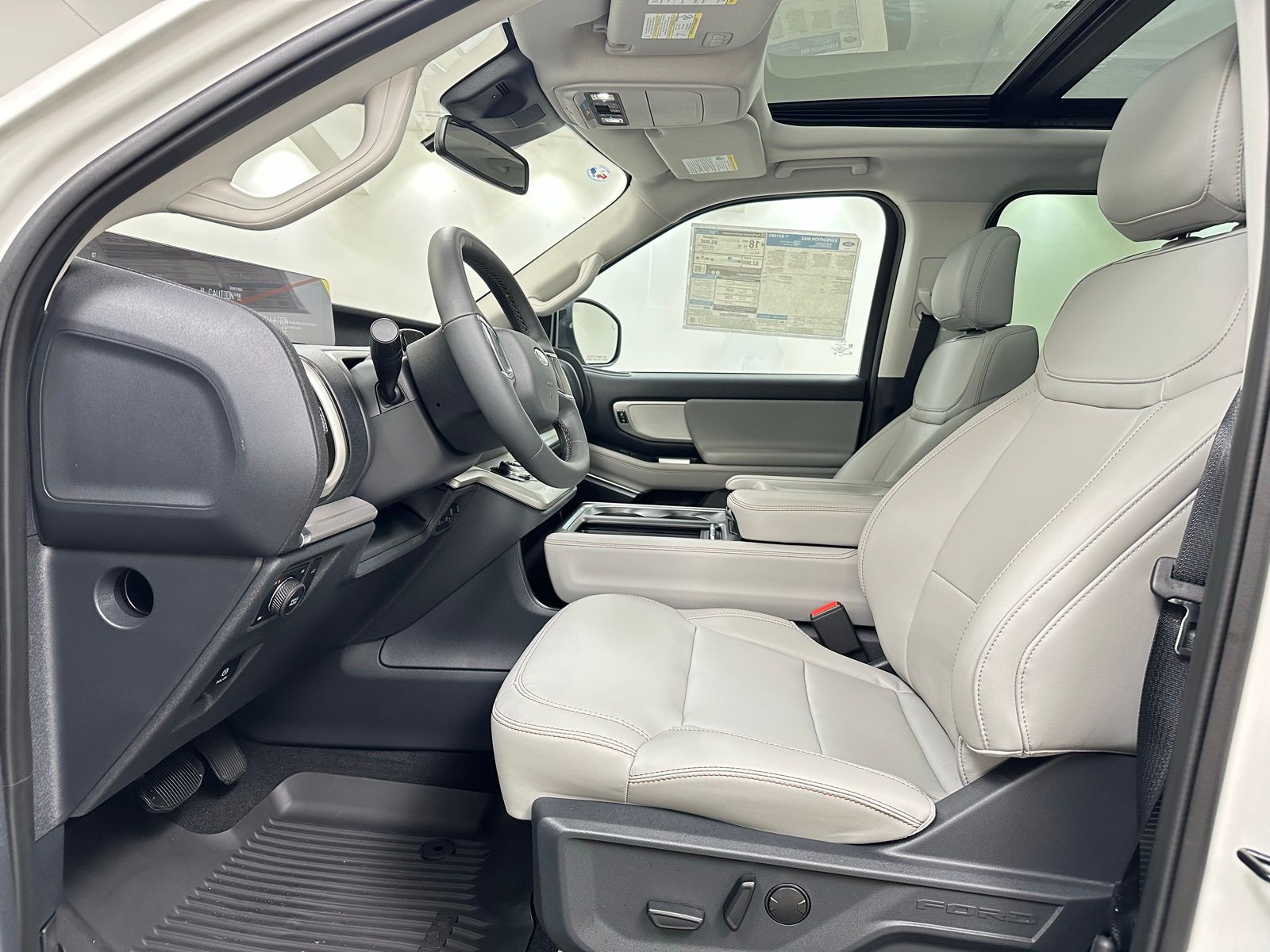 2025 Ford Expedition MAX Active - Photo 11