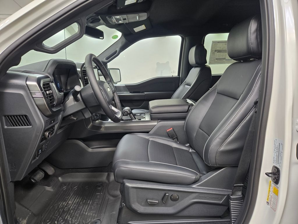 2025 Ford F-150 Lariat - Photo 16