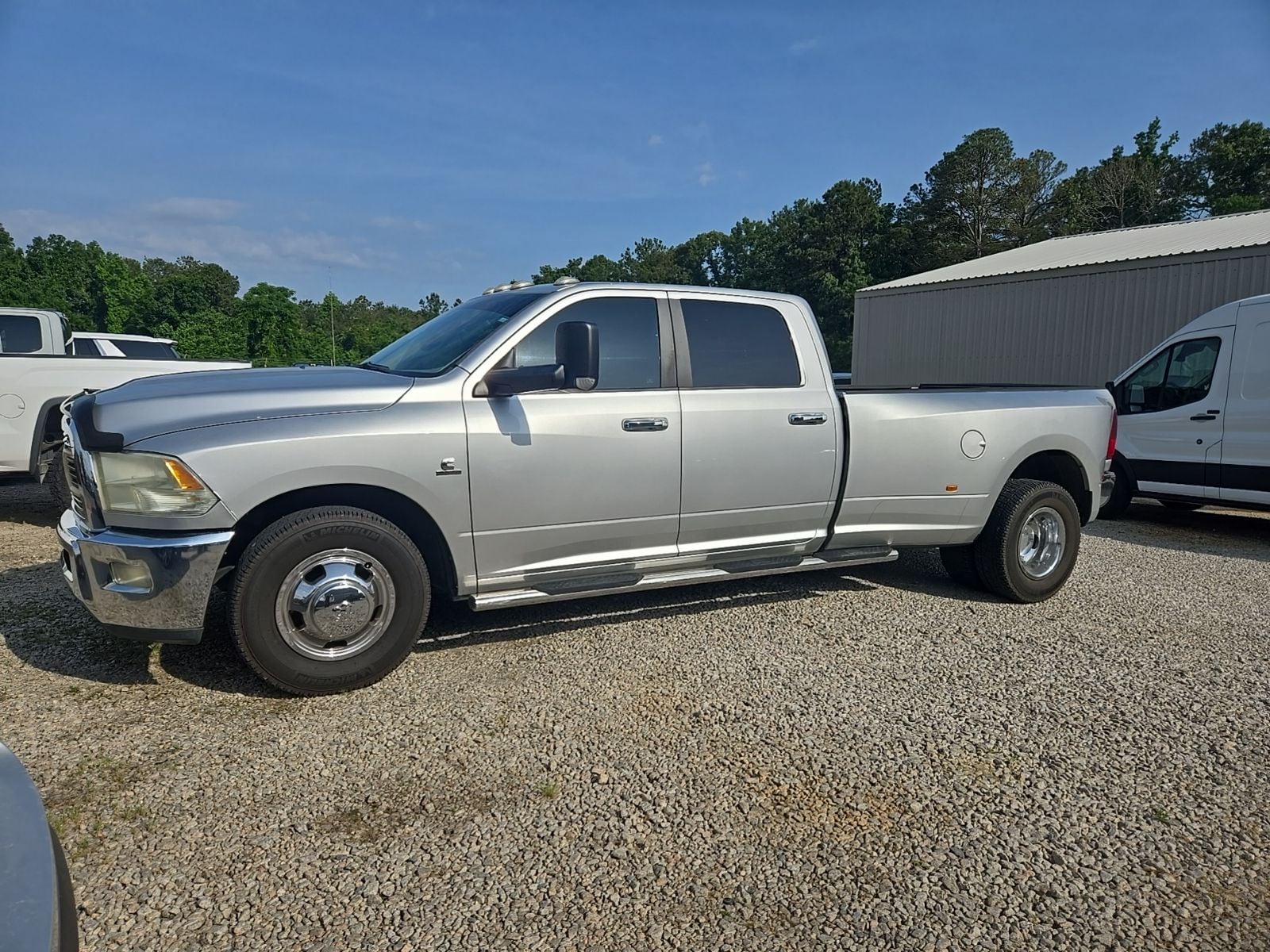 2010 RAM 3500 SLT Crew Cab LWB DRW's photo