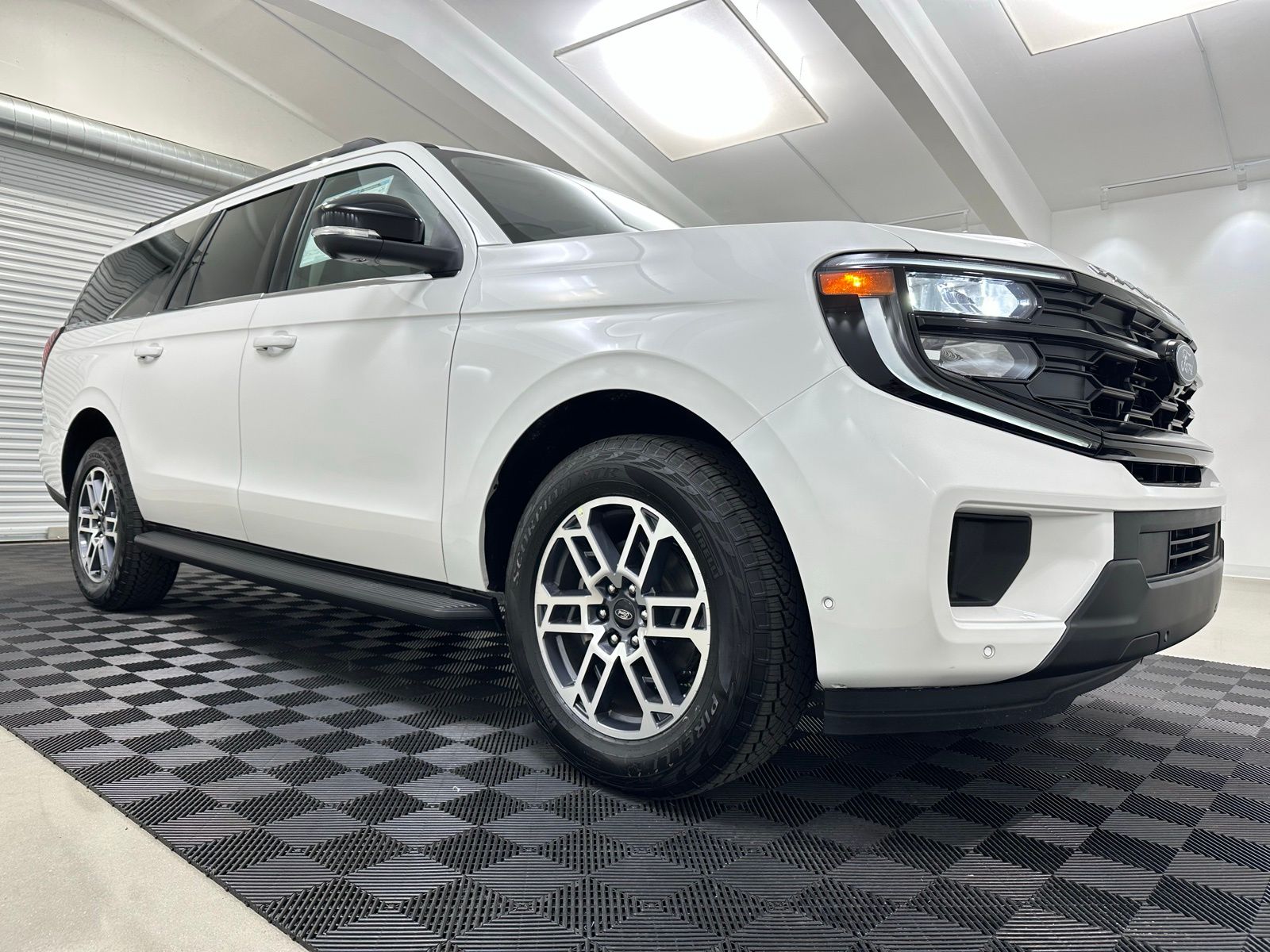 2025 Ford Expedition MAX