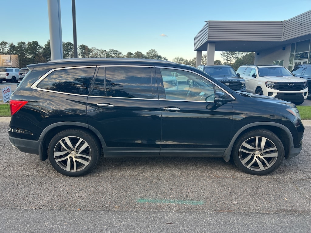 Used 2016 Honda Pilot Touring SUV