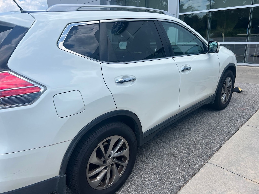 Used 2015 Nissan Rogue SL SUV