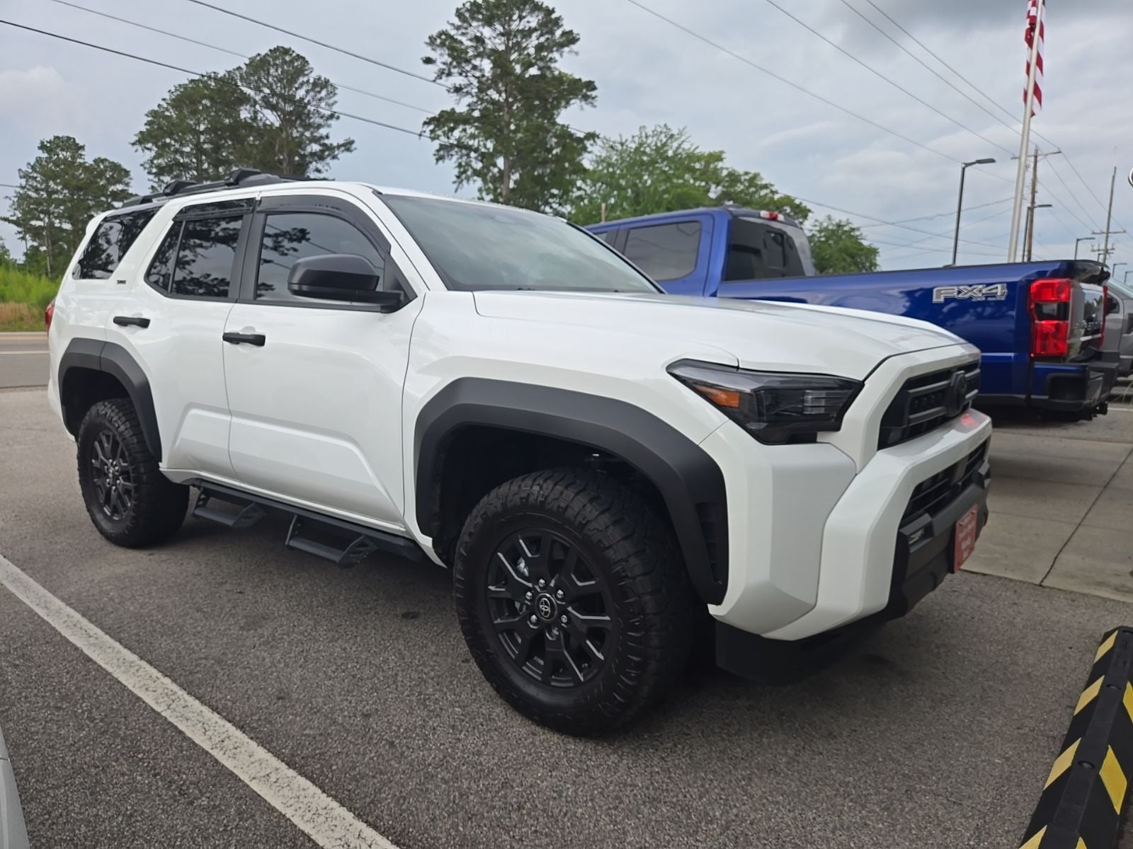 2025 Toyota 4Runner SR5 4WD's photo